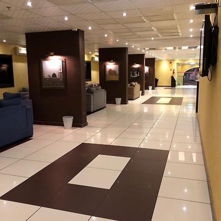 Апарт отель Al Meknan Furnished Units Медина Экстерьер фото